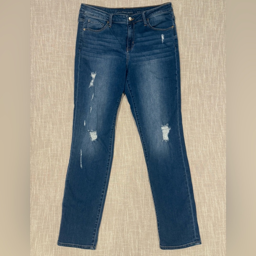 Calvin Klein Ultimate Skinny Distressed Medium Wash Jean/Jegging stretch…